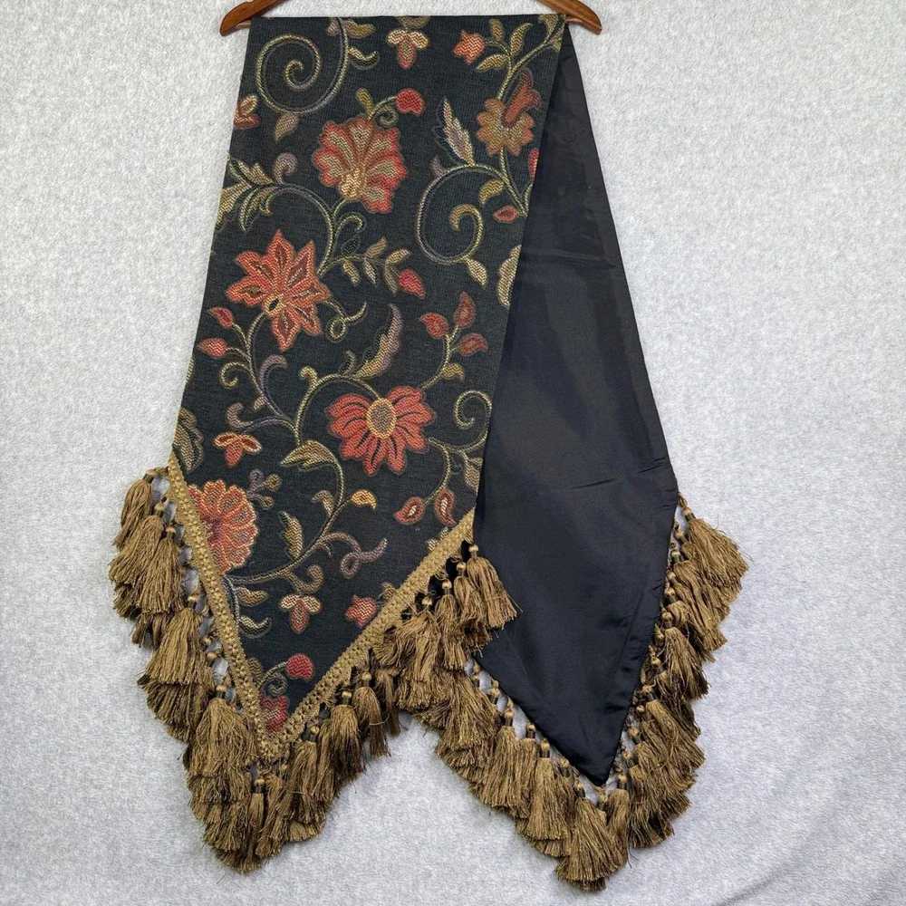 Table Runner 72